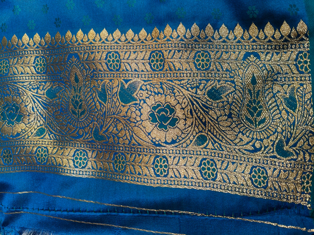 Satin Saree Peacock Shade Floral Jaal Pattern SS005