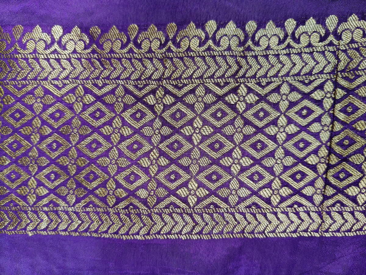 Crepe Banarasi Silk Saree Dark Majenta Shade With Mina Work CBS021