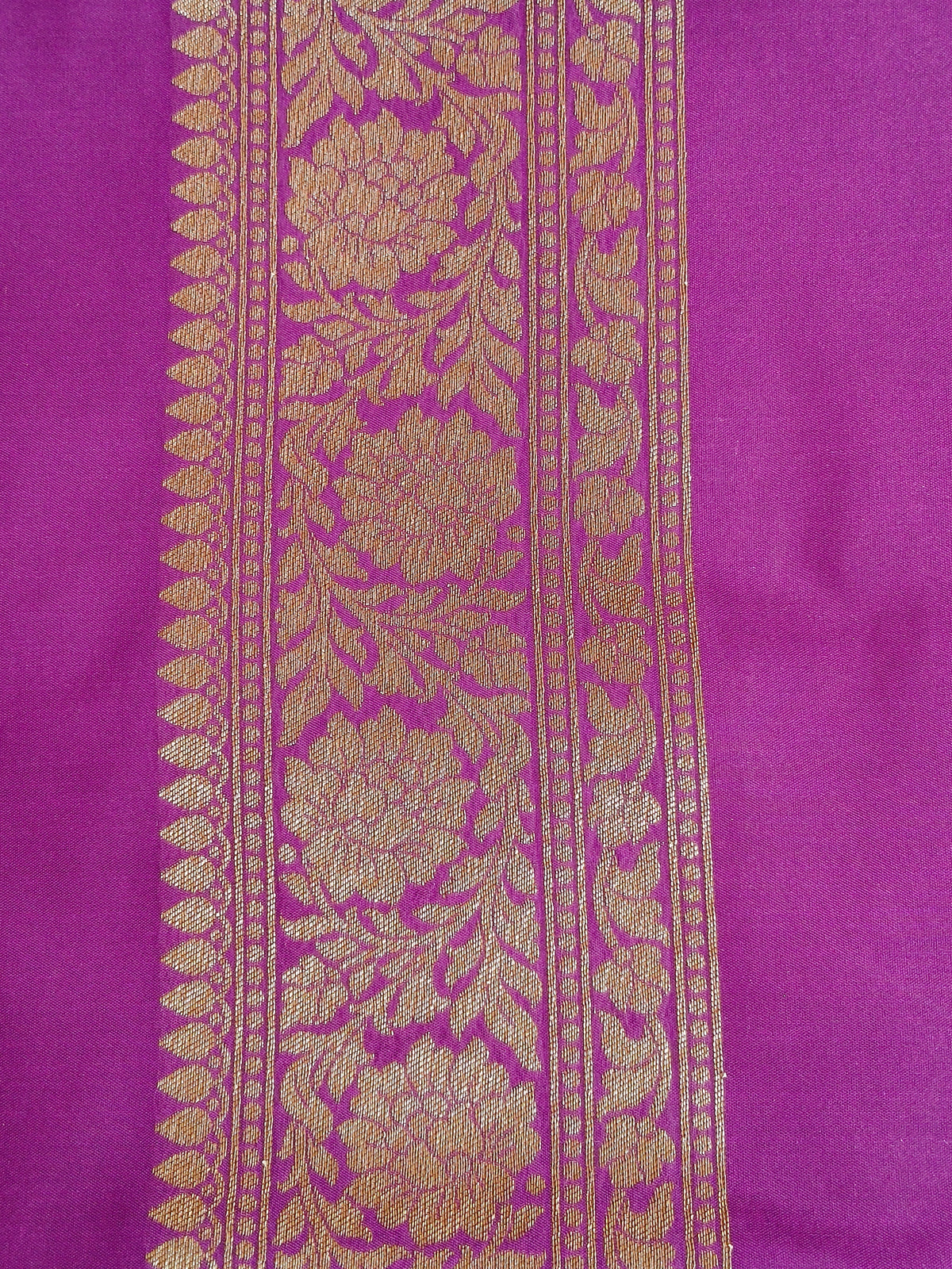 Banarasi Silk Brocade Antique Zari Saree Wine Shade AZ004