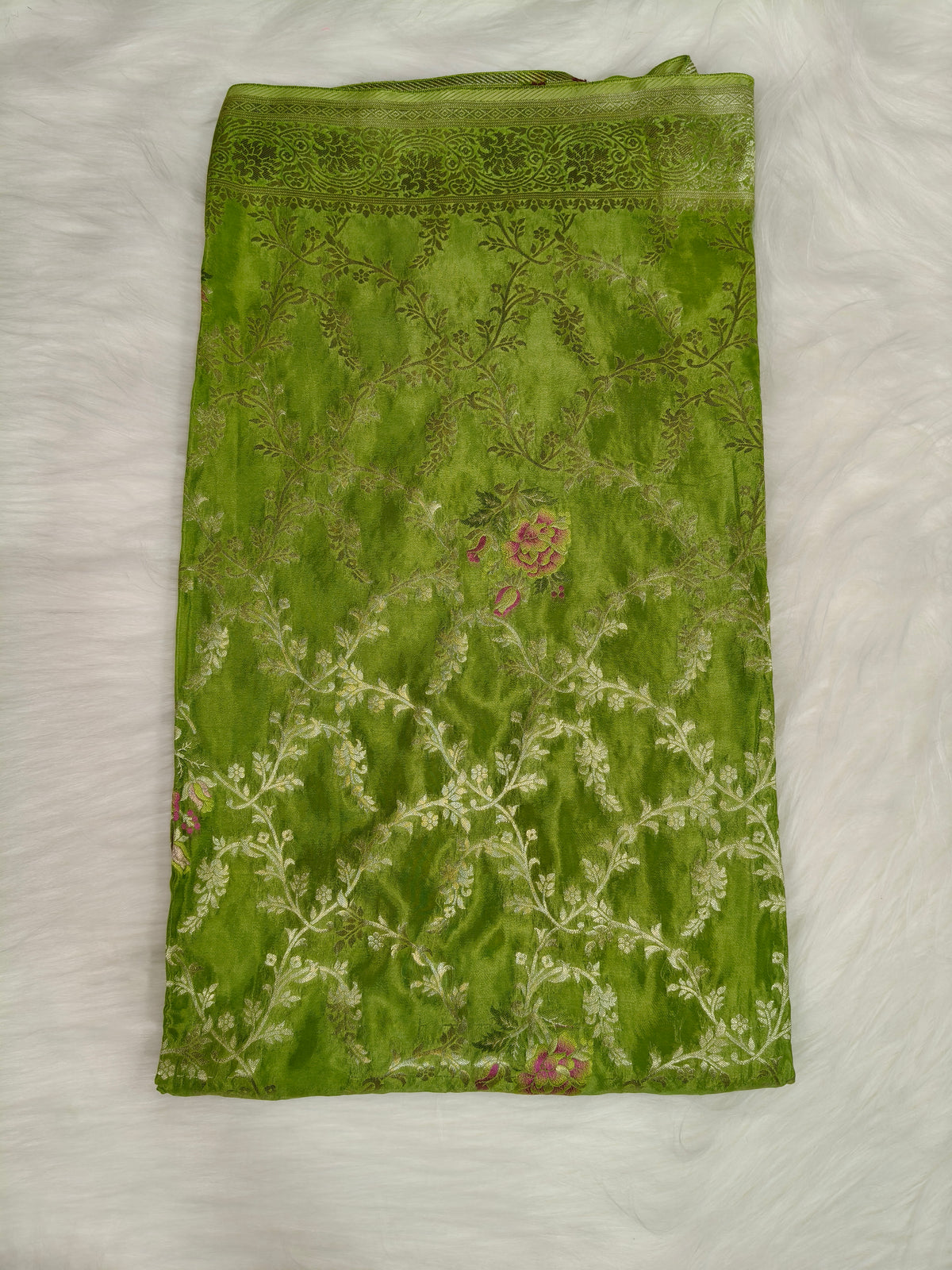 Crepe Banarasi Silk Saree Pista Green Shade CBS012