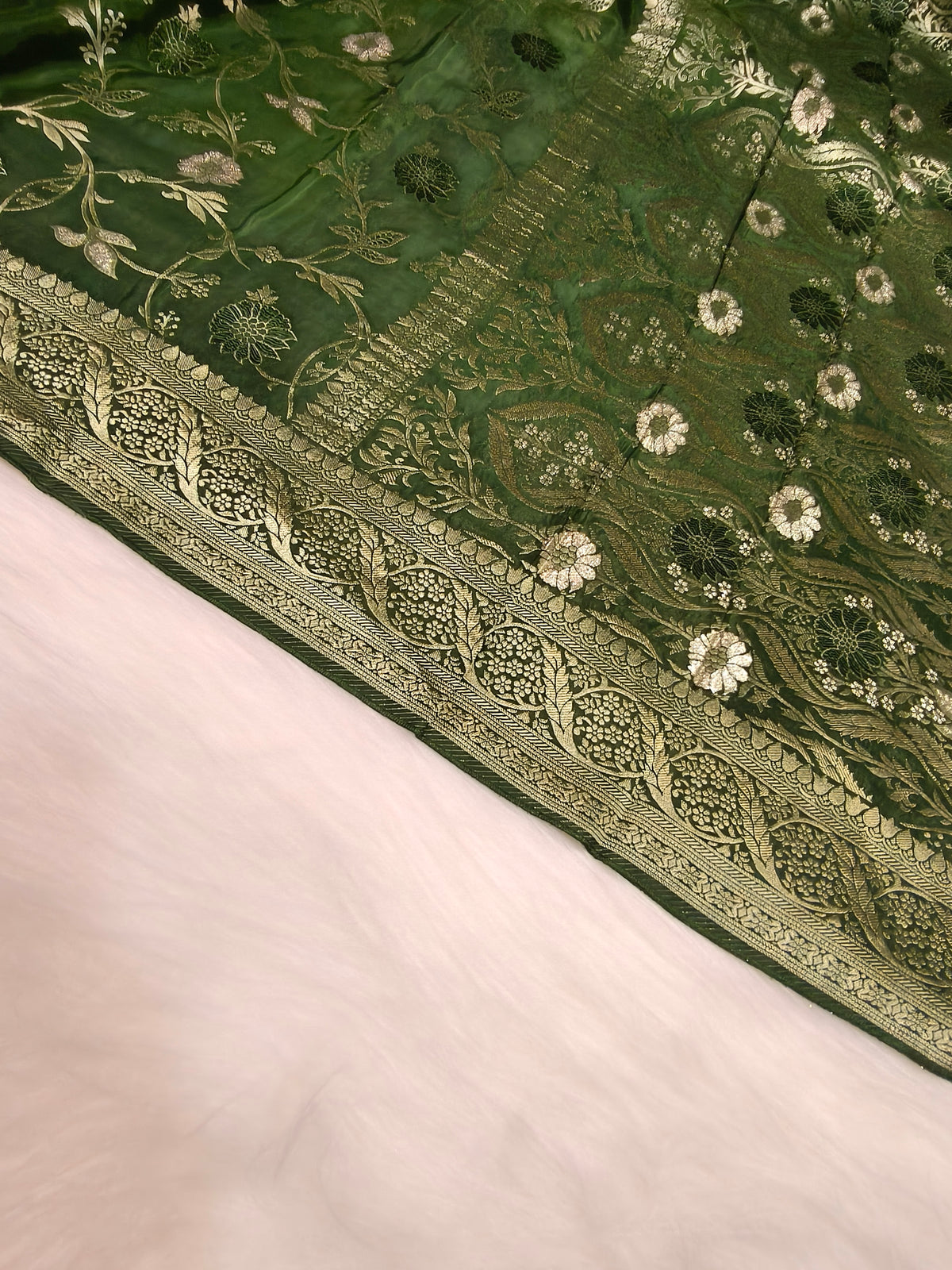Crepe Banarasi Silk Saree Bottle Green Shade Floral Jaal Design CBS006