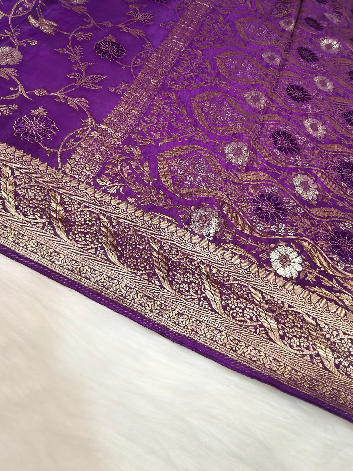 Crepe Banarasi Silk Saree Deep Purple Shade CBS007