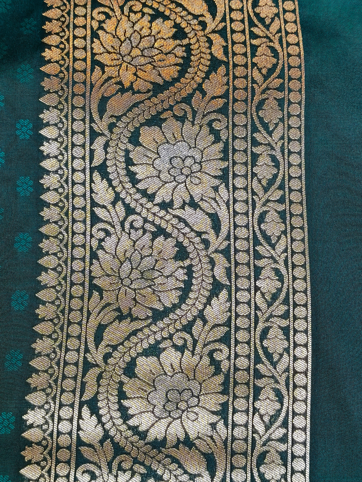 Banarasi Silk Cutwork Jaal Saree Rama Shade With Silver Color Mina BCS010