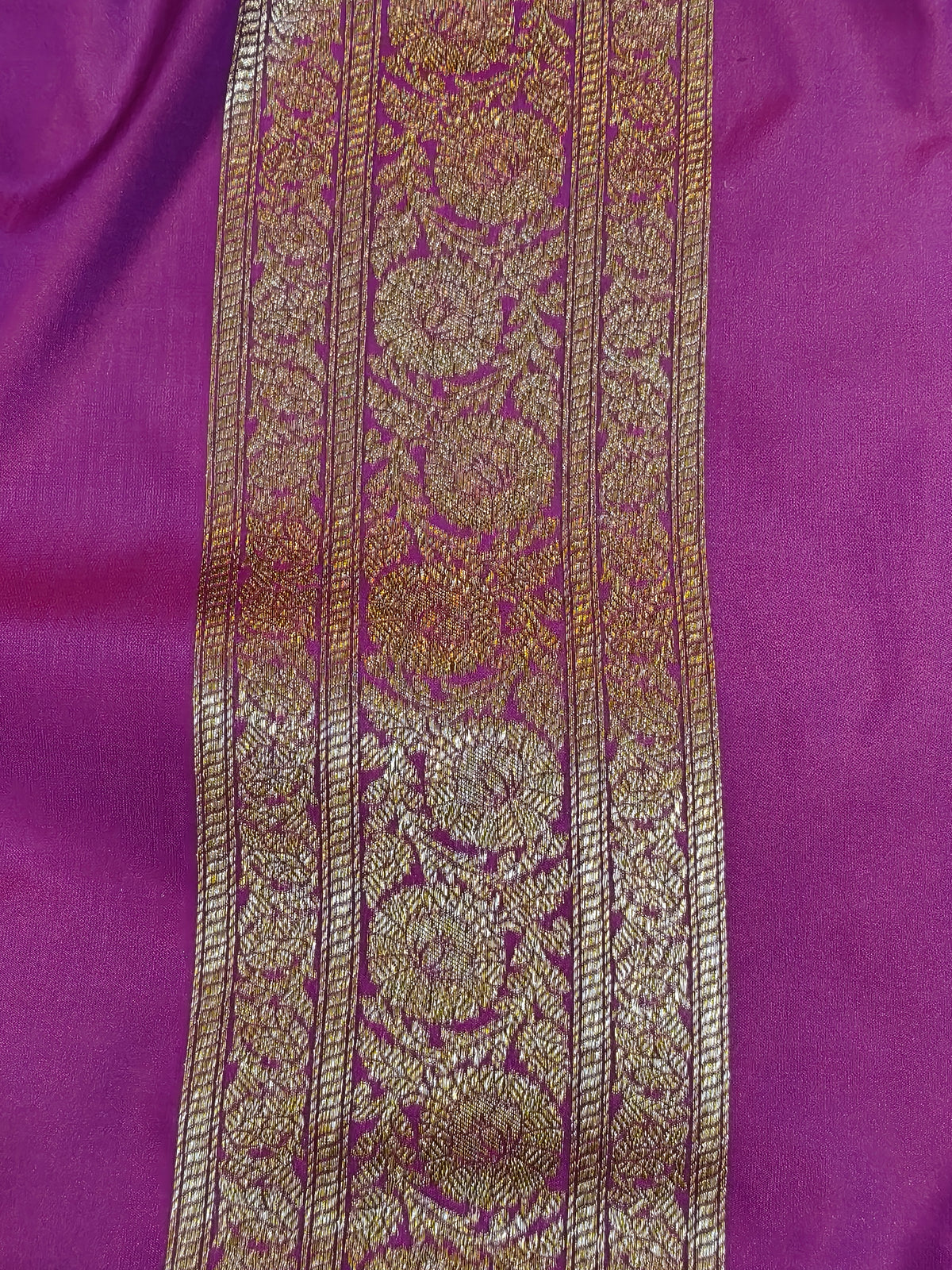 Banarasi Silk Brocade Antique Zari Saree purple Shade AZ012