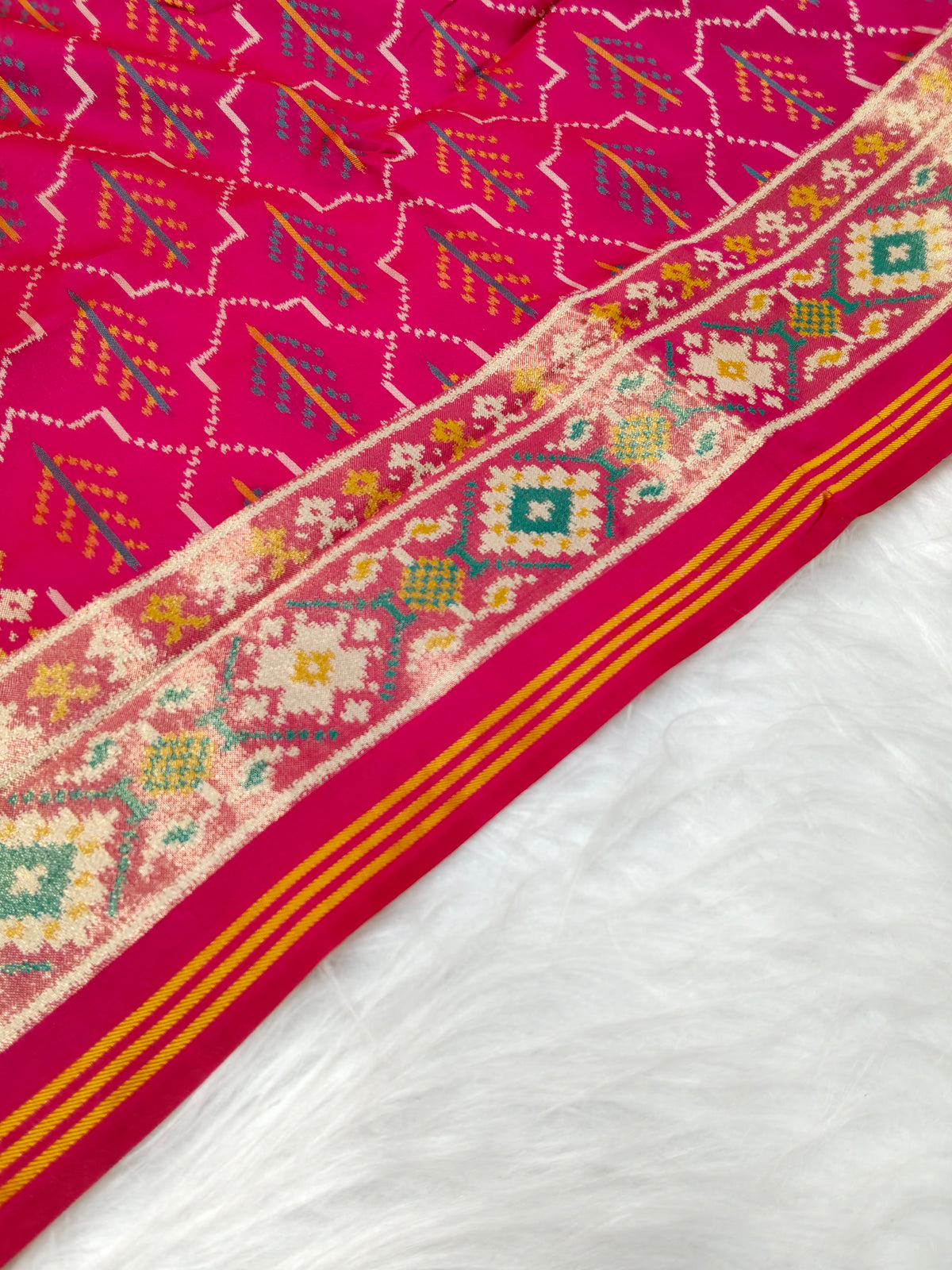 Rudraksh Patola saree With Multi Color Mina Red Color Shade RPS003